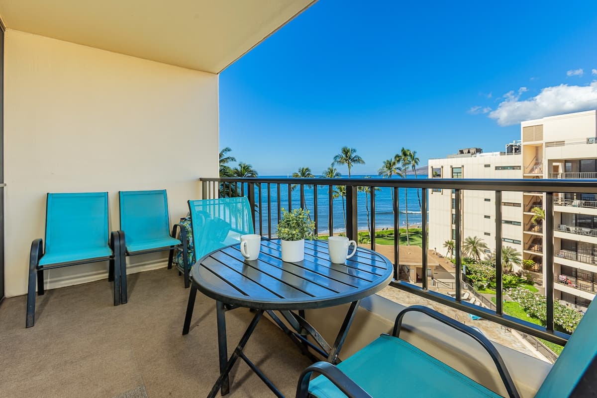 Condo in Kihei · ★4.92 · 1 bedroom · 2 beds · 1 shared bath - Photo 1