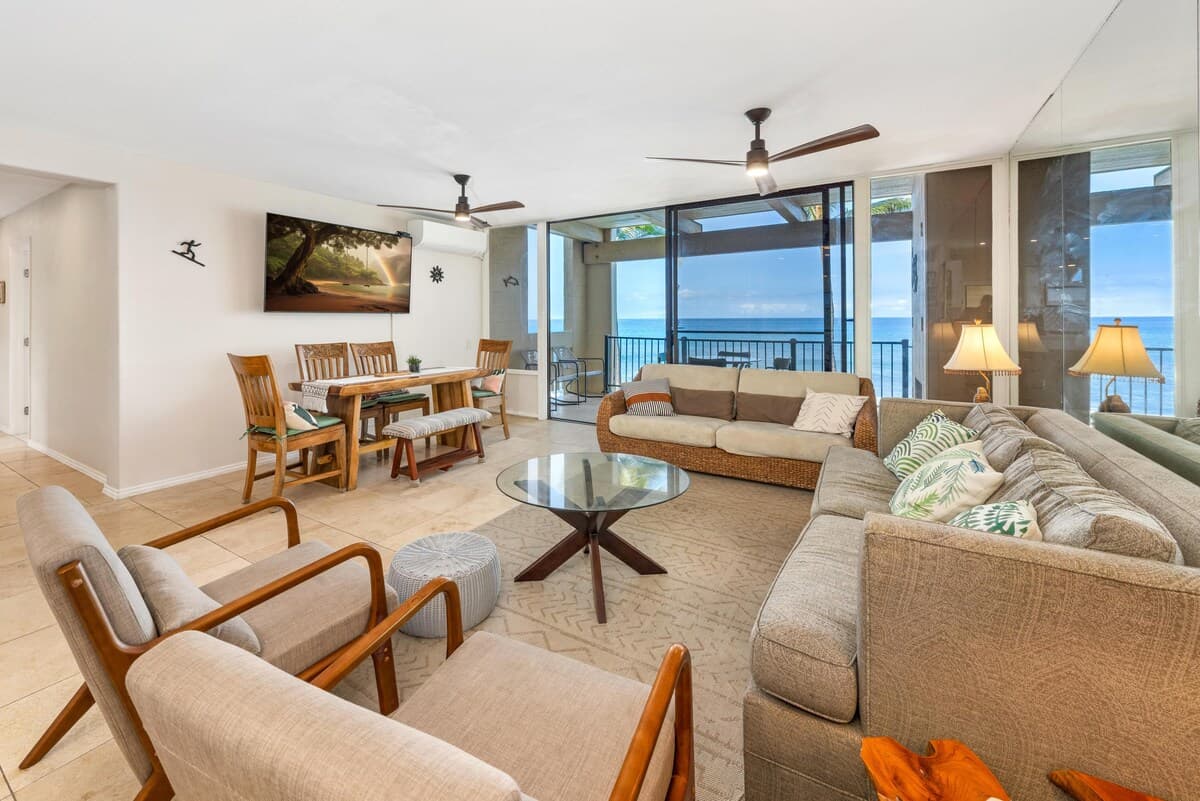 Condo in Kailua-Kona · ★4.67 · 3 bedrooms · 5 beds · 2 baths - Photo 5