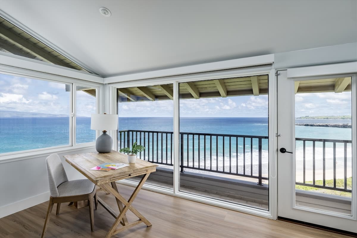 Villa in Lahaina · ★4.92 · 2 bedrooms · 2 beds · 3 baths - Photo 1
