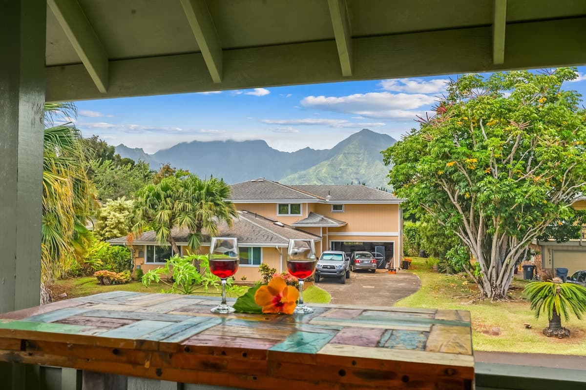 Home in Princeville · ★4.87 · 4 bedrooms · 5 beds · 3 baths - Photo 2