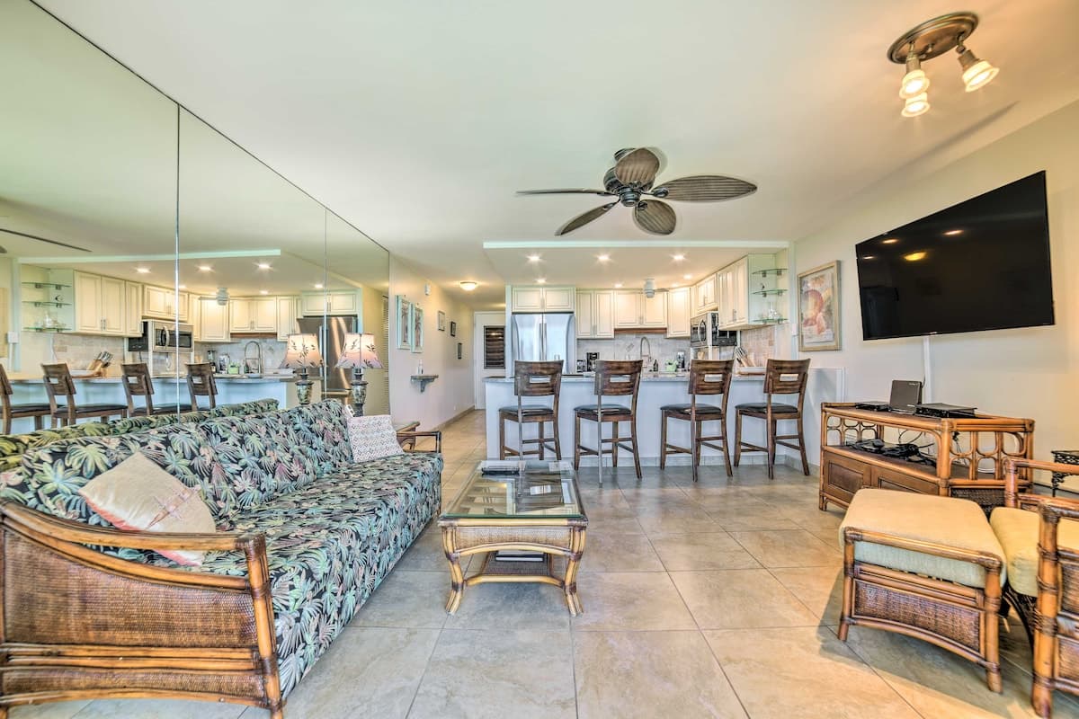 Condo in Lahaina · ★4.81 · 1 bedroom · 2 beds · 1 private bath - Photo 5