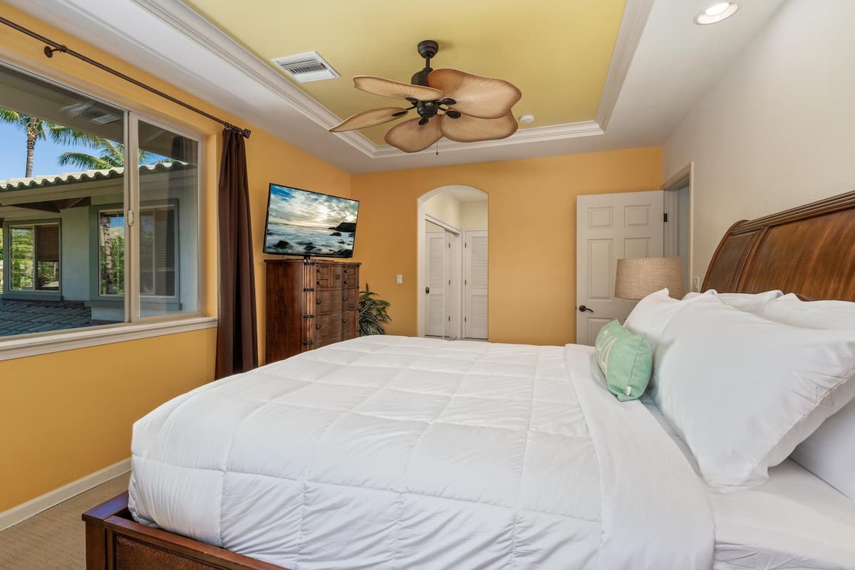 Townhouse in Waimea · ★4.88 · 2 bedrooms · 2 beds · 2 baths - Photo 3