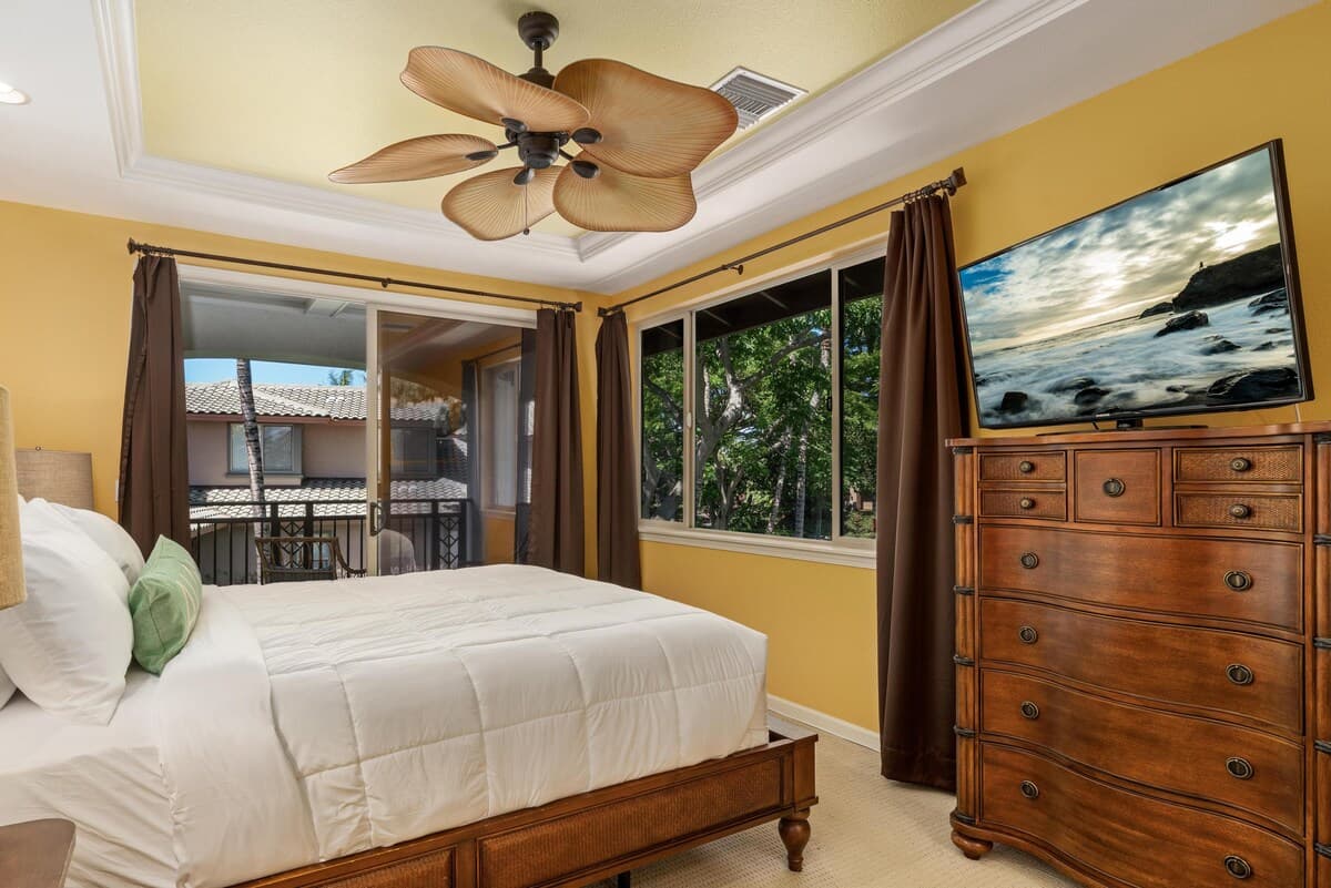 Townhouse in Waimea · ★4.88 · 2 bedrooms · 2 beds · 2 baths - Photo 4