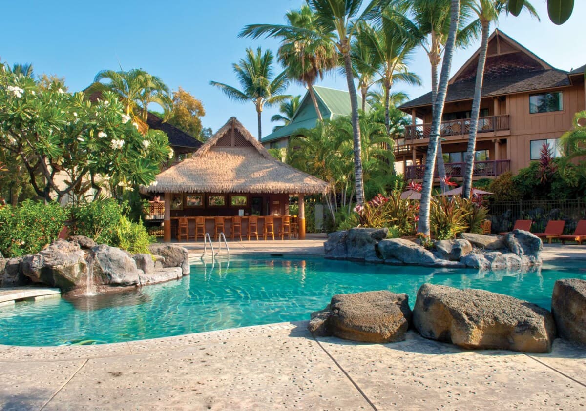 Condo in Kailua-Kona · ★5.0 · 2 bedrooms · 3 beds · 2 private baths - Photo 2