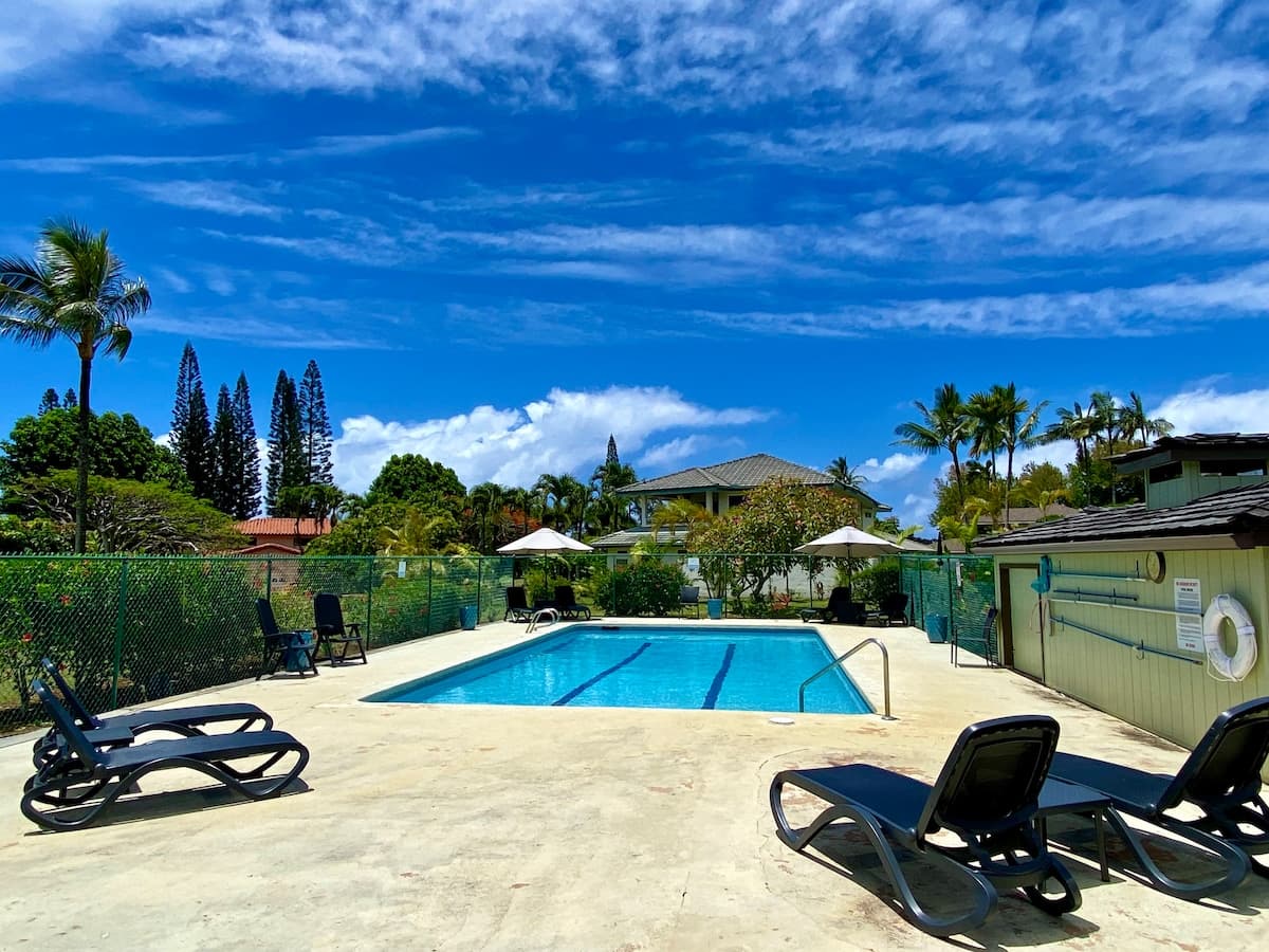 Hale Alaula, Elegant Hawaiian Home with A/C - Photo 4