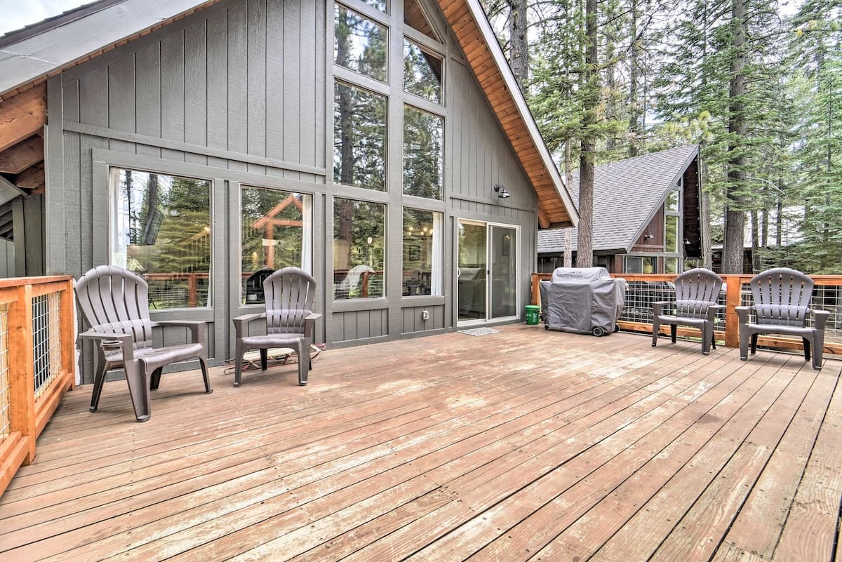 Truckee Home w/ Private Beach, EV Charger - Photo 3