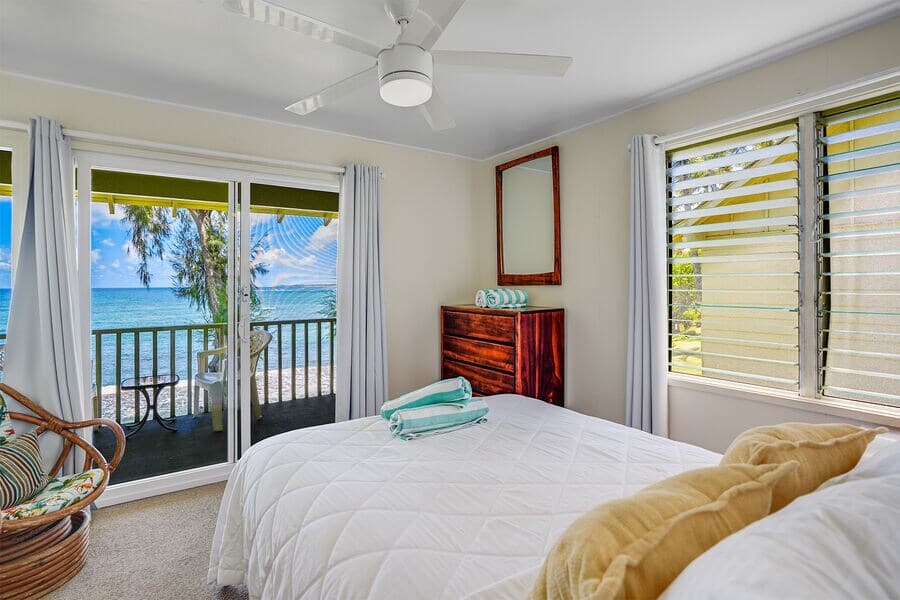 Condo in Kapaa · ★4.89 · 2 bedrooms · 2 beds · 1.5 baths - Photo 4