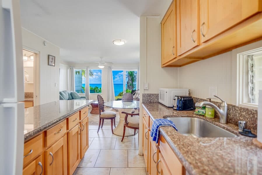 Condo in Kapaa · ★4.89 · 2 bedrooms · 2 beds · 1.5 baths - Photo 3