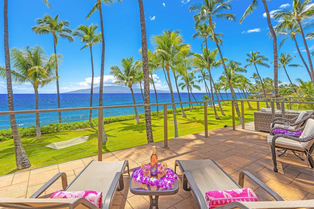 Townhouse in Lahaina · ★4.95 · 3 bedrooms · 4 beds · 2.5 baths - Photo 1