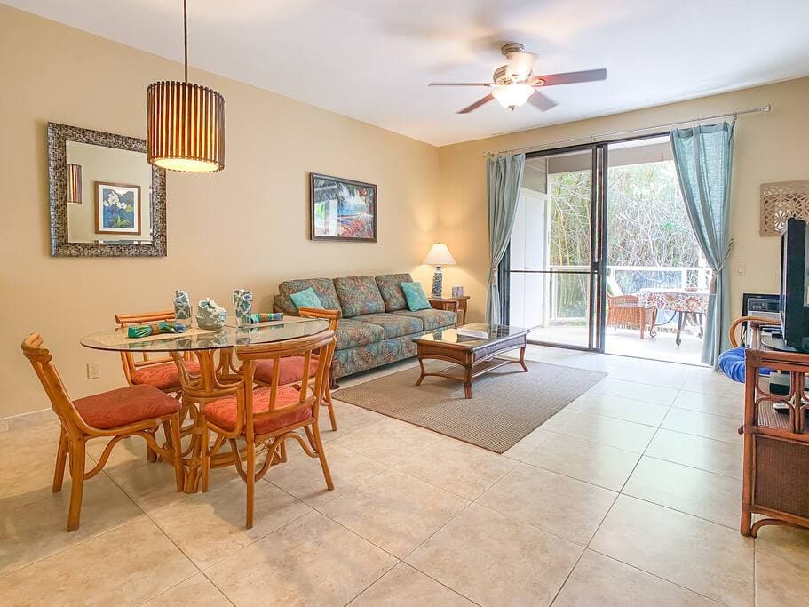 Condo in Wailea · ★4.94 · 1 bedroom · 2 beds · 1 bath - Photo 2