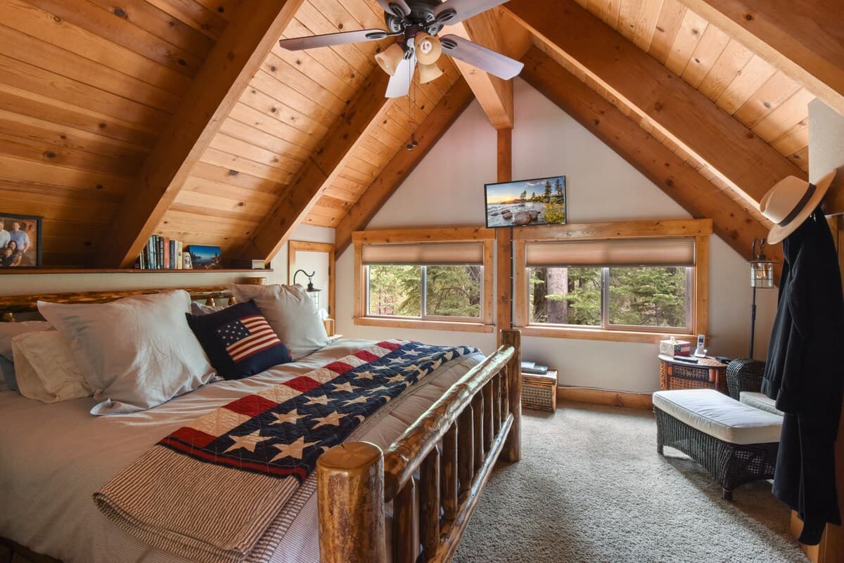 Dog-Friendly Home with Hot Tub, Near Tahoe - Photo 4