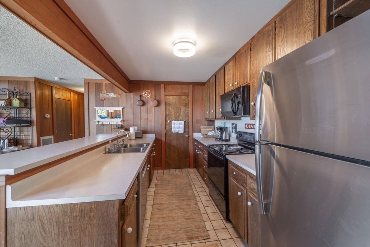 Panoramic Lake Tahoe Views, Family Home - Photo 3