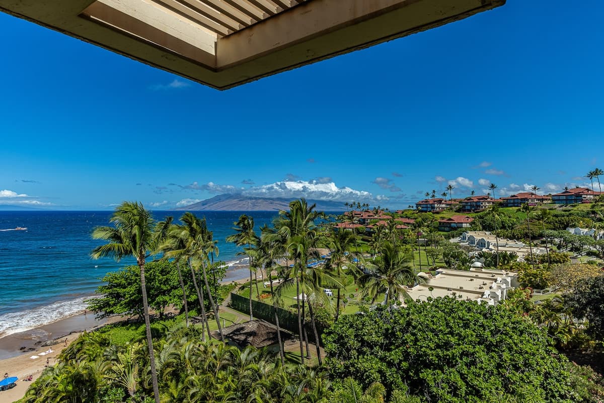 Condo in Wailea · ★5.0 · 1 bedroom · 1 bed · 2 baths - Photo 5