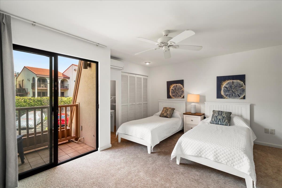 Condo in Kihei · ★4.74 · 2 bedrooms · 4 beds · 2 shared baths - Photo 5