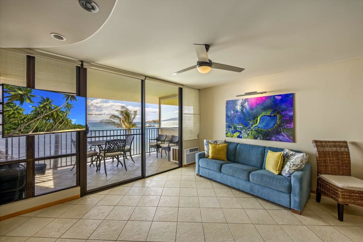 Condo in Wailuku · ★4.81 · 1 bedroom · 2 beds · 1 bath - Photo 4