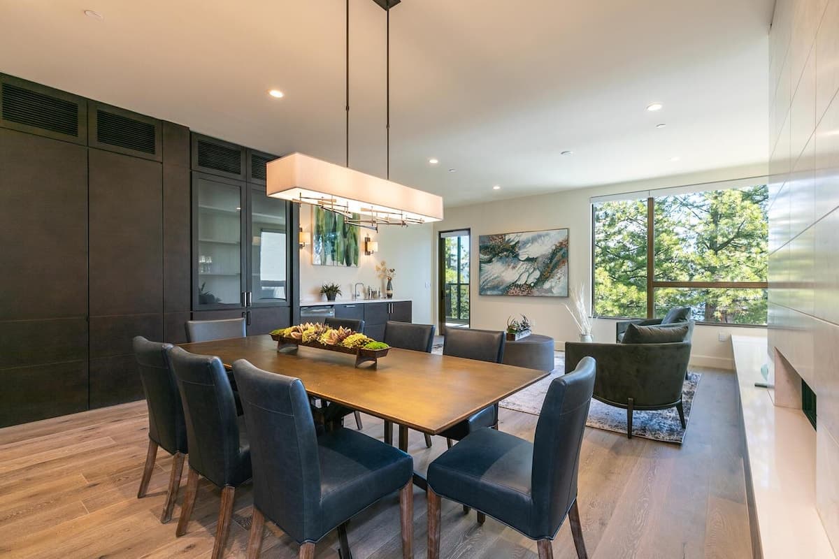 Condo in Crystal Bay · 3 bedrooms · 4 beds · 2.5 private baths - Photo 1