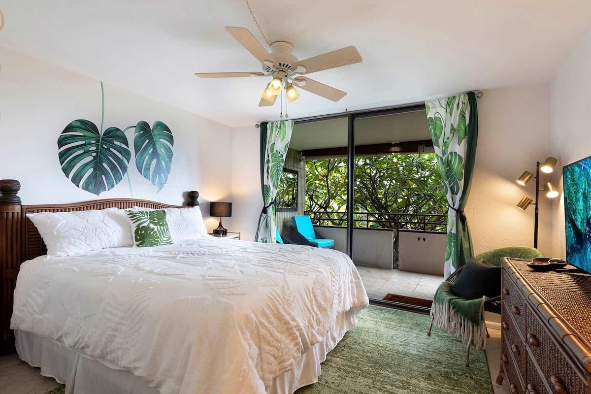 Condo in Kailua-Kona · ★4.88 · 2 bedrooms · 3 beds · 2 baths - Photo 4