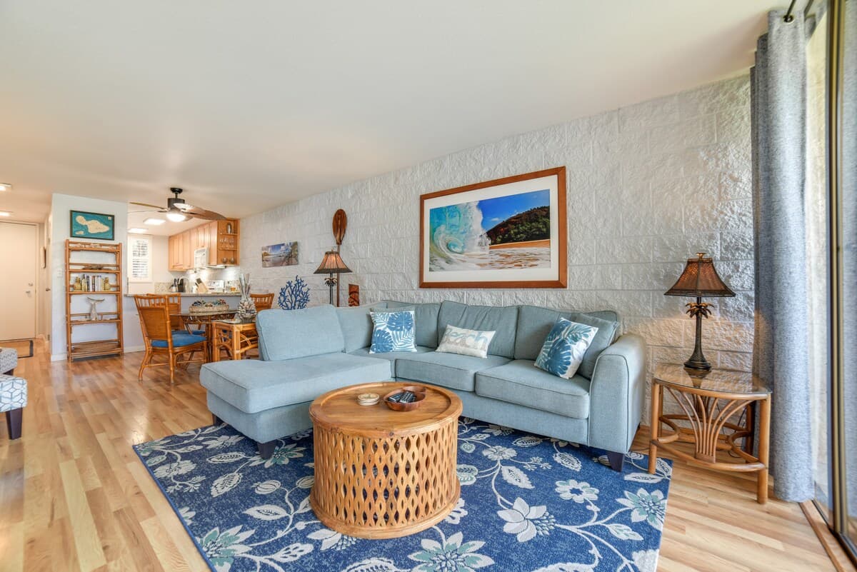 Condo in Wailuku · ★4.78 · 2 bedrooms · 3 beds · 2 shared baths - Photo 5