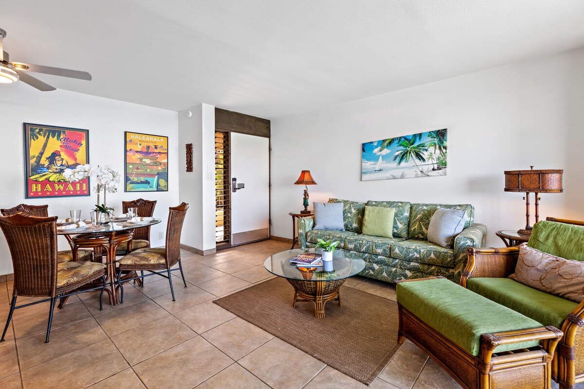 Condo in Lahaina · ★4.75 · 1 bedroom · 2 beds · 1 private bath - Photo 3