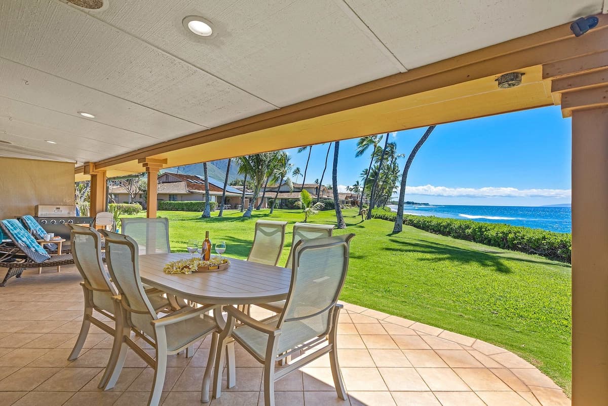 Townhouse in Lahaina · ★5.0 · 4 bedrooms · 3.5 baths - Photo 2