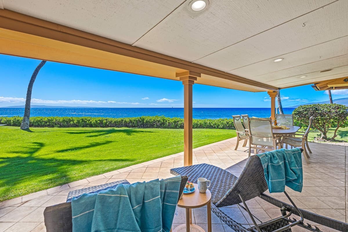 Townhouse in Lahaina · ★5.0 · 4 bedrooms · 3.5 baths - Photo 1