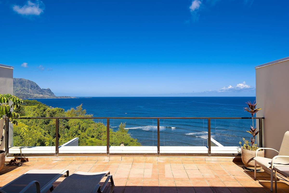 Condo in Princeville · ★4.0 · 2 bedrooms · 3 beds · 2 private baths - Photo 1