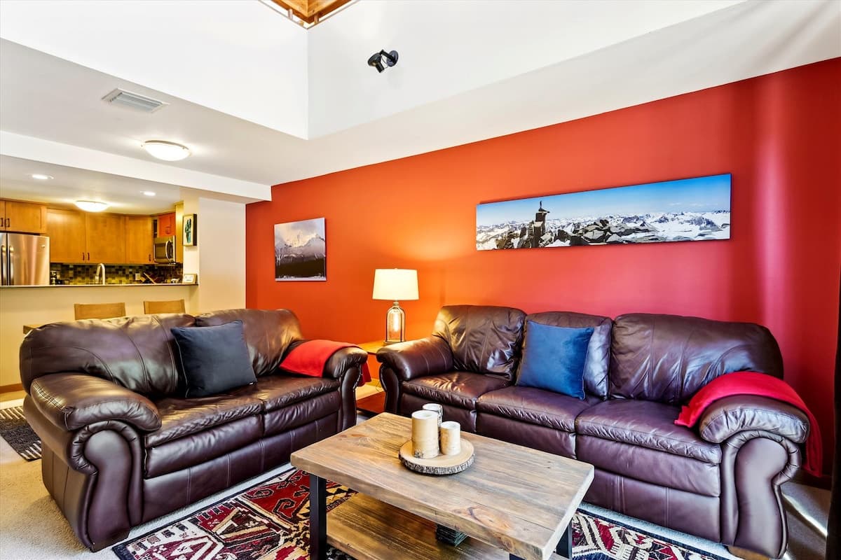 Riverfront Condo by Palisades & Alpine Meadows - Photo 4