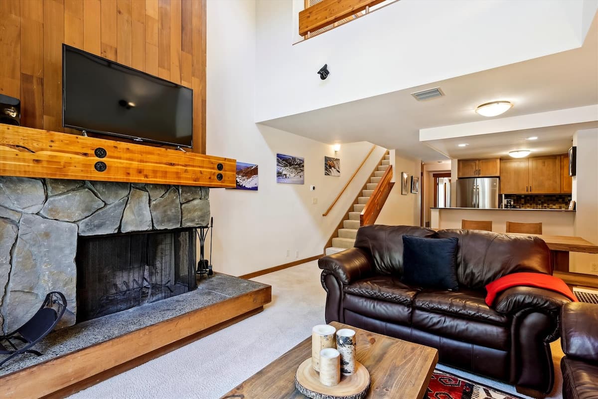 Riverfront Condo by Palisades & Alpine Meadows - Photo 3