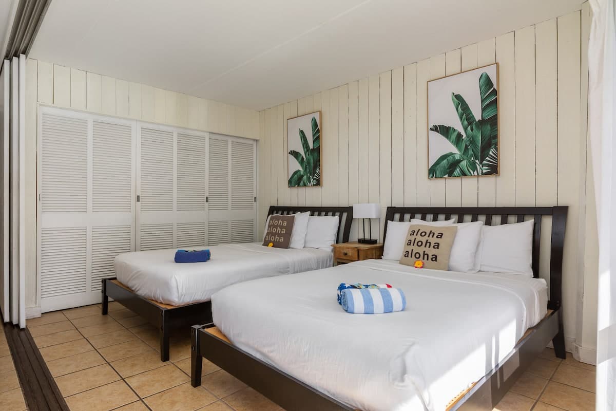 Condo in Honolulu · ★4.76 · 1 bedroom · 3 beds · 1 private bath - Photo 2