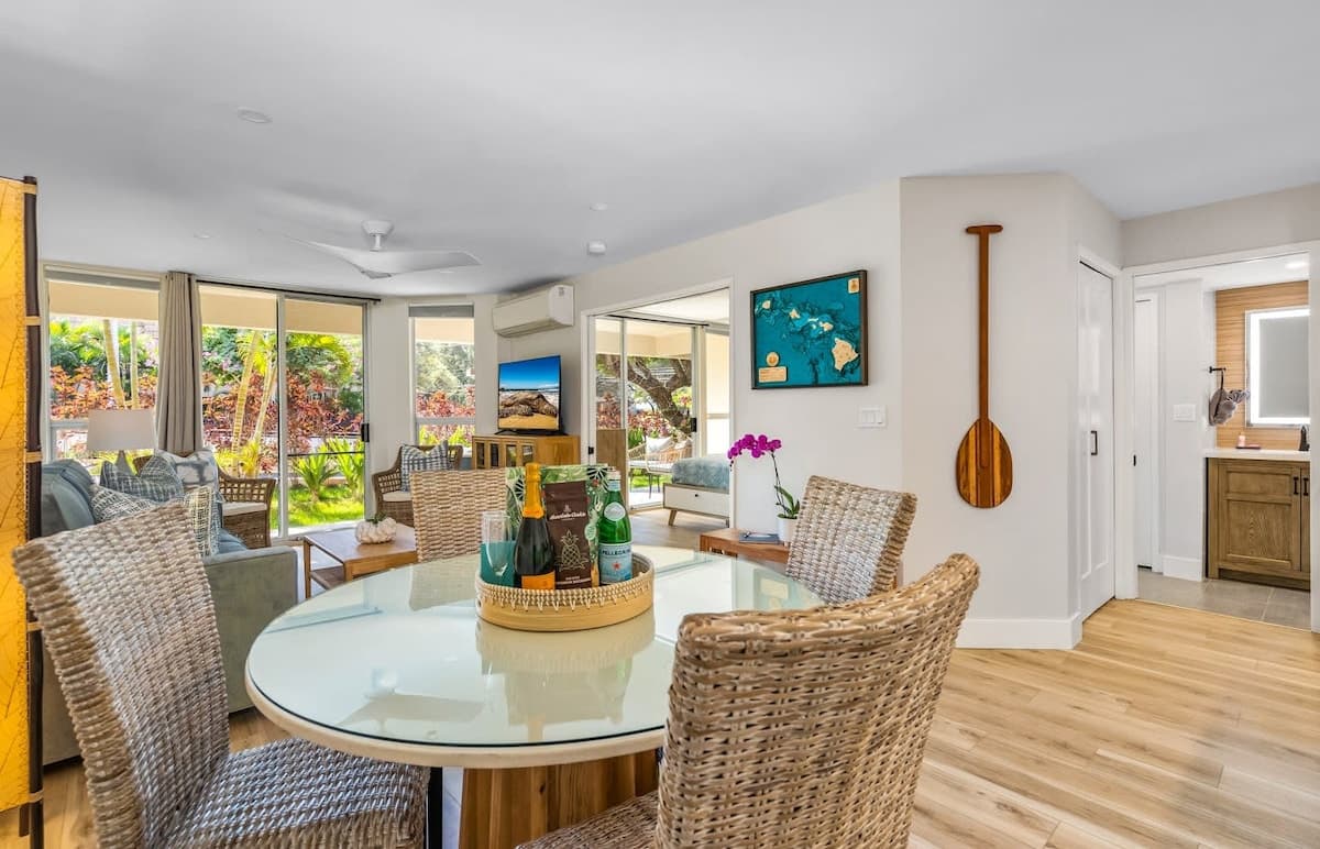 Condo in Kihei · ★4.89 · 1 bedroom · 2 beds · 1 bath - Photo 5
