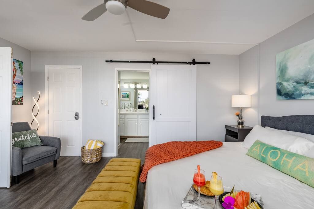 Condo in Kihei · ★4.86 · 2 bedrooms · 3 beds · 2 baths - Photo 3