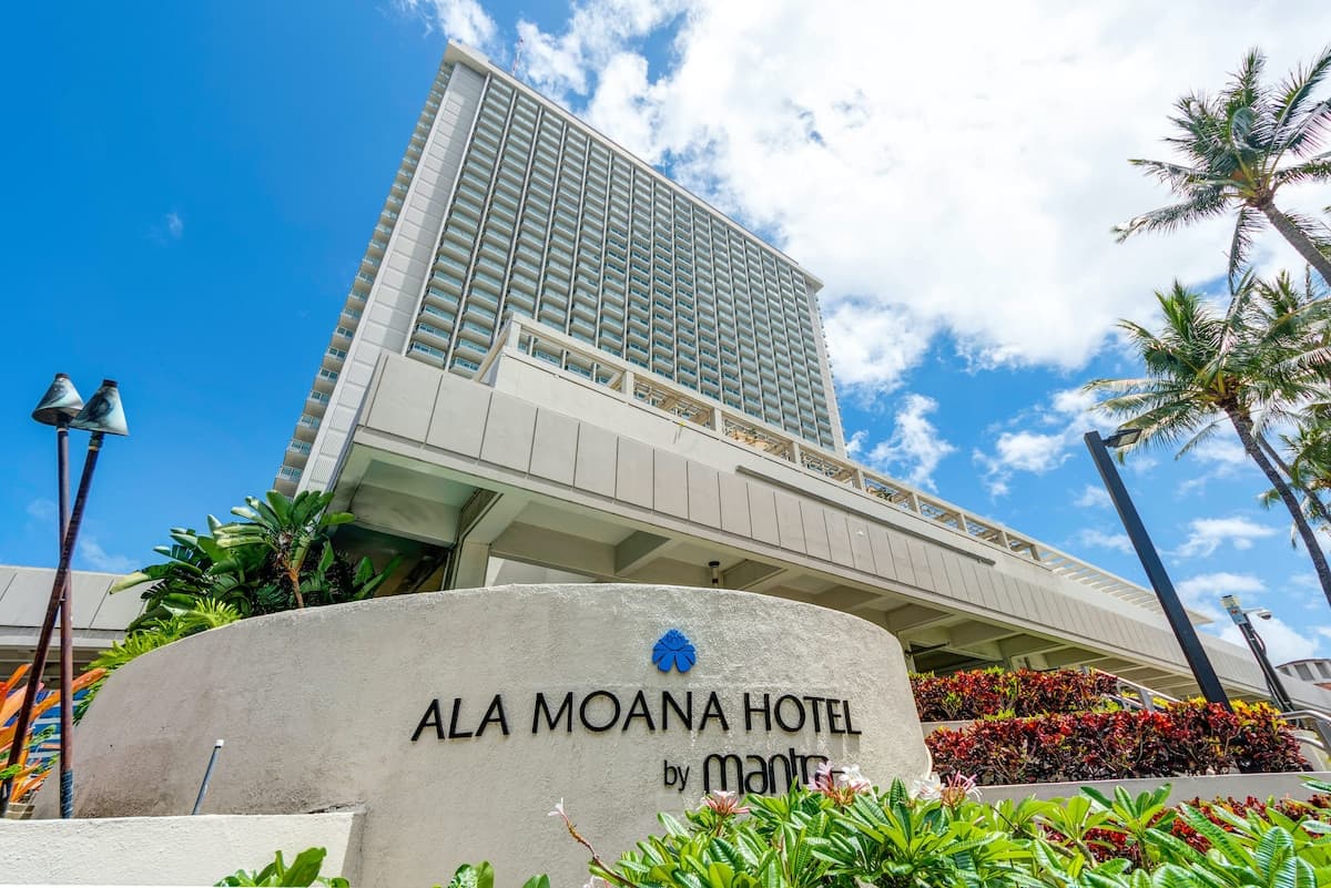 Condo in Honolulu · ★4.0 · Studio · 1 bed · 1 private bath - Photo 1