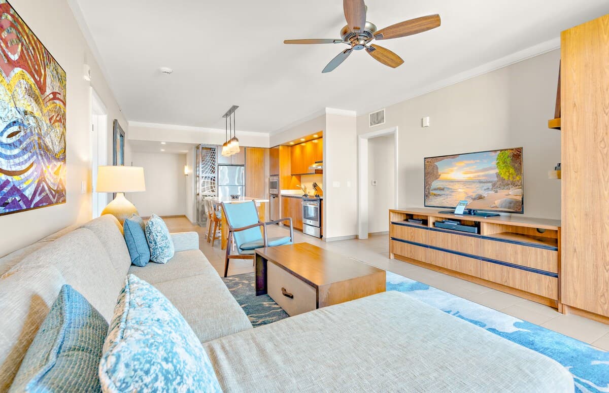 Condo in Lahaina · ★5.0 · 3 bedrooms · 4 beds · 2 baths - Photo 5