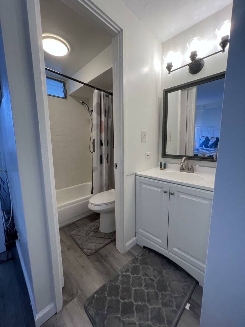 Condo in Honolulu · ★4.63 · 1 bedroom · 1 bed · 1 private bath - Photo 1