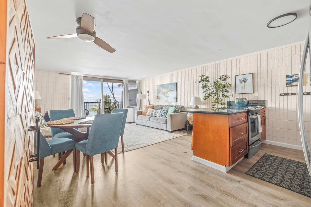 Condo in Hauula · ★4.83 · 1 bedroom · 3 beds · 1 private bath - Photo 5
