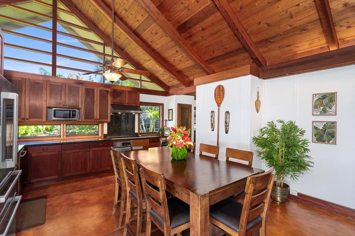 Home in Kailua-Kona · ★4.96 · 4 bedrooms · 5 beds · 3.5 baths - Photo 4
