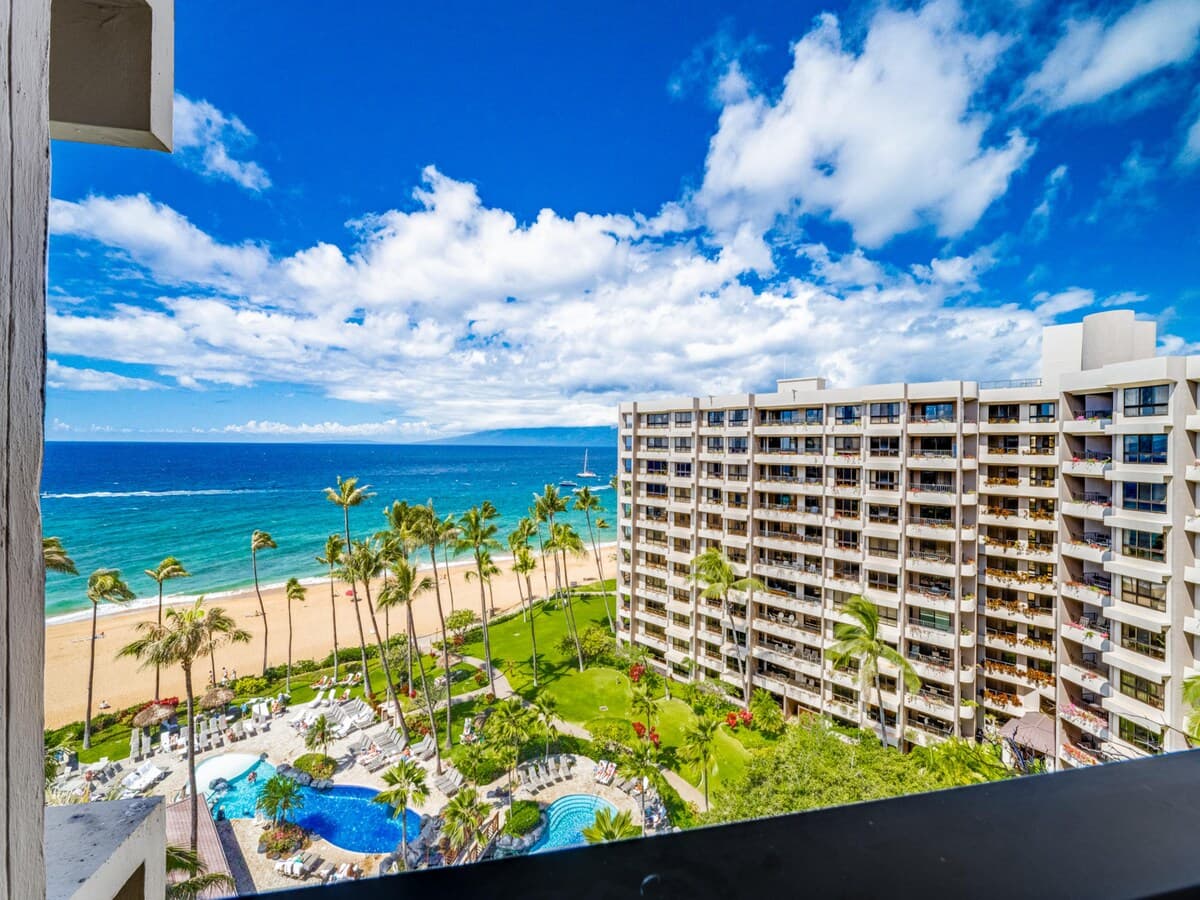Condo in Lahaina · ★4.86 · 2 bedrooms · 3 beds · 2 baths - Photo 1