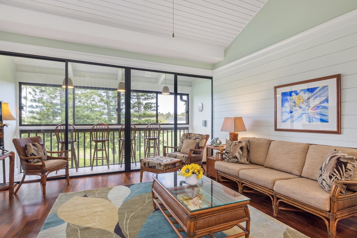 Home in Kahuku · ★4.93 · 2 bedrooms · 3 beds · 2 shared baths - Photo 1