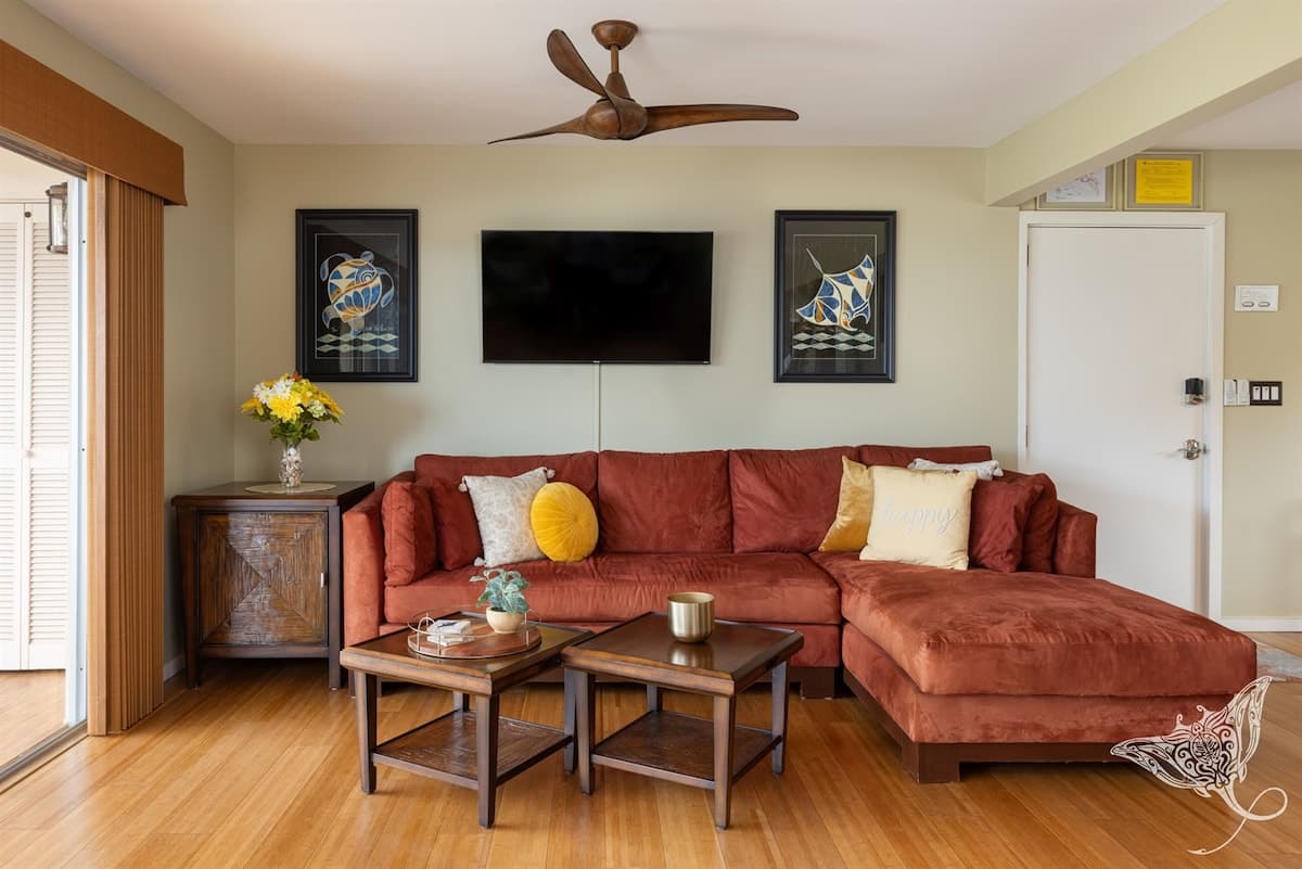 Condo in Kahaluu-Keauhou · ★4.94 · 1 bedroom · 1 bed · 2 baths - Photo 5