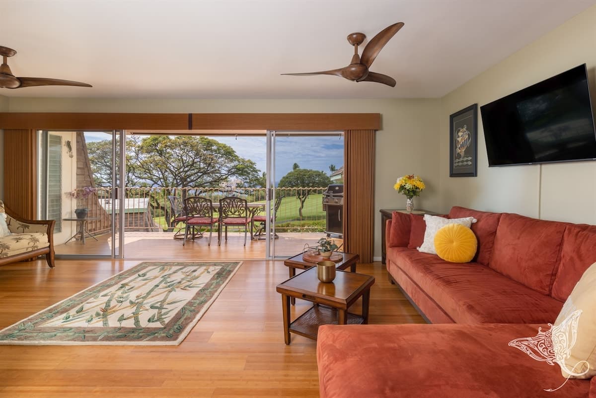 Condo in Kahaluu-Keauhou · ★4.94 · 1 bedroom · 1 bed · 2 baths - Photo 2