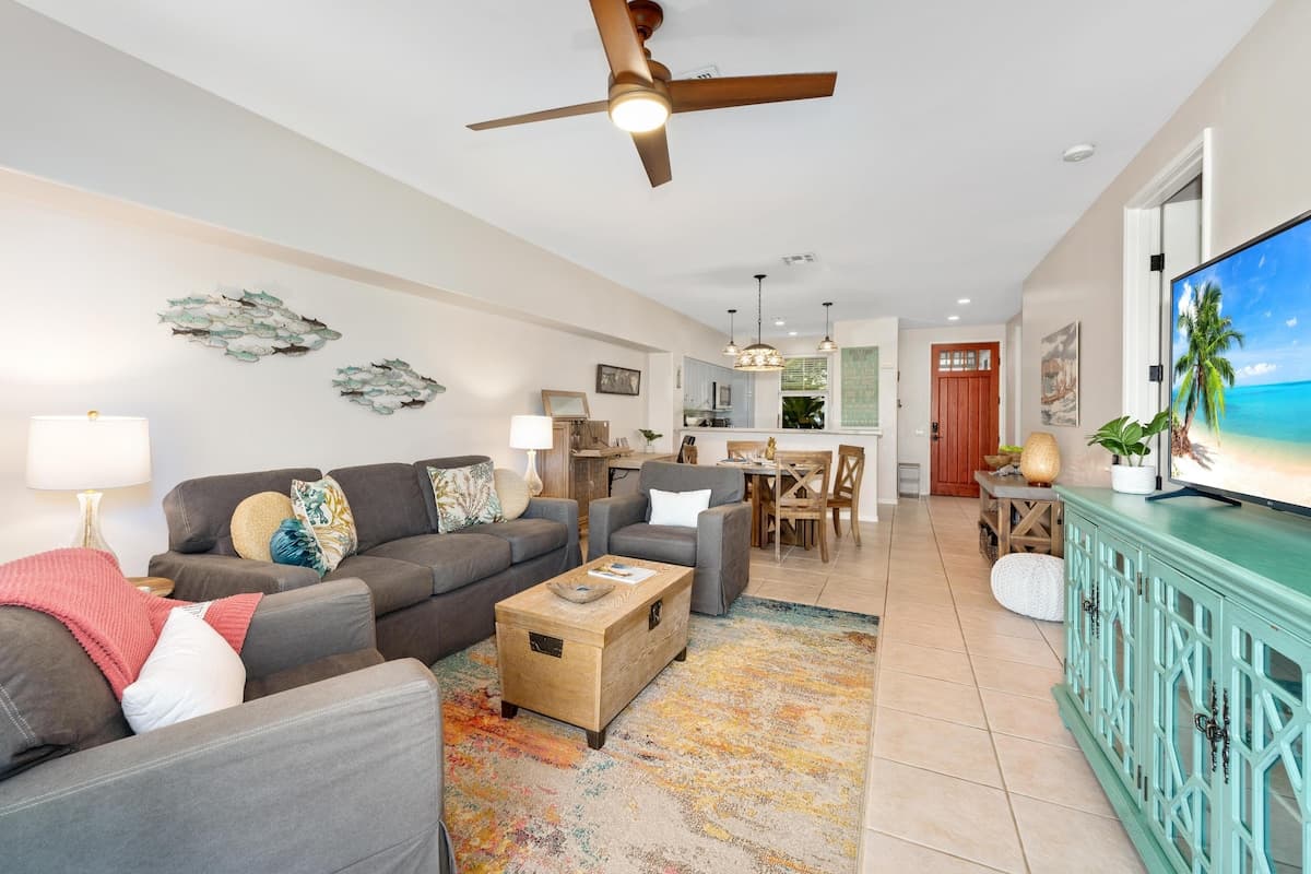 Condo in Waikoloa Beach Resort · ★4.92 · 2 bedrooms · 4 beds · 2 shared baths - Photo 4