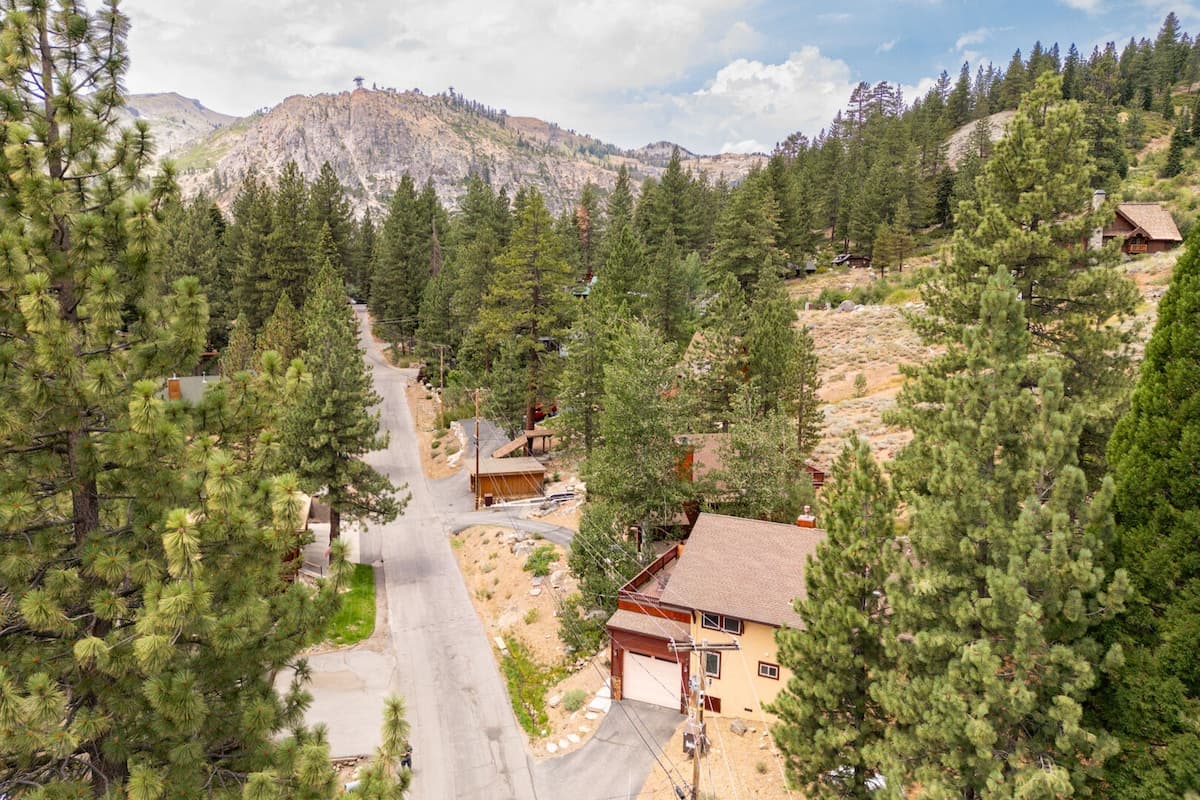 Newly Updated Ski Cabin with Valley Views - Photo 5