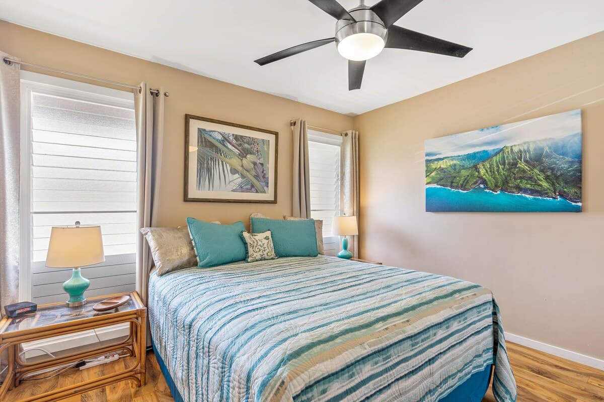 Condo in Kapaa · ★4.87 · 2 bedrooms · 3 beds · 1.5 private baths - Photo 4