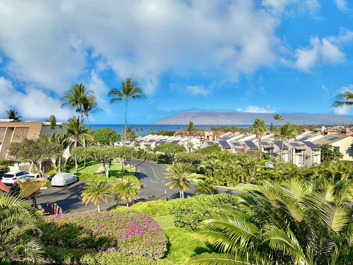 Condo in Kihei · ★4.98 · 2 bedrooms · 3 beds · 2 private baths - Photo 2