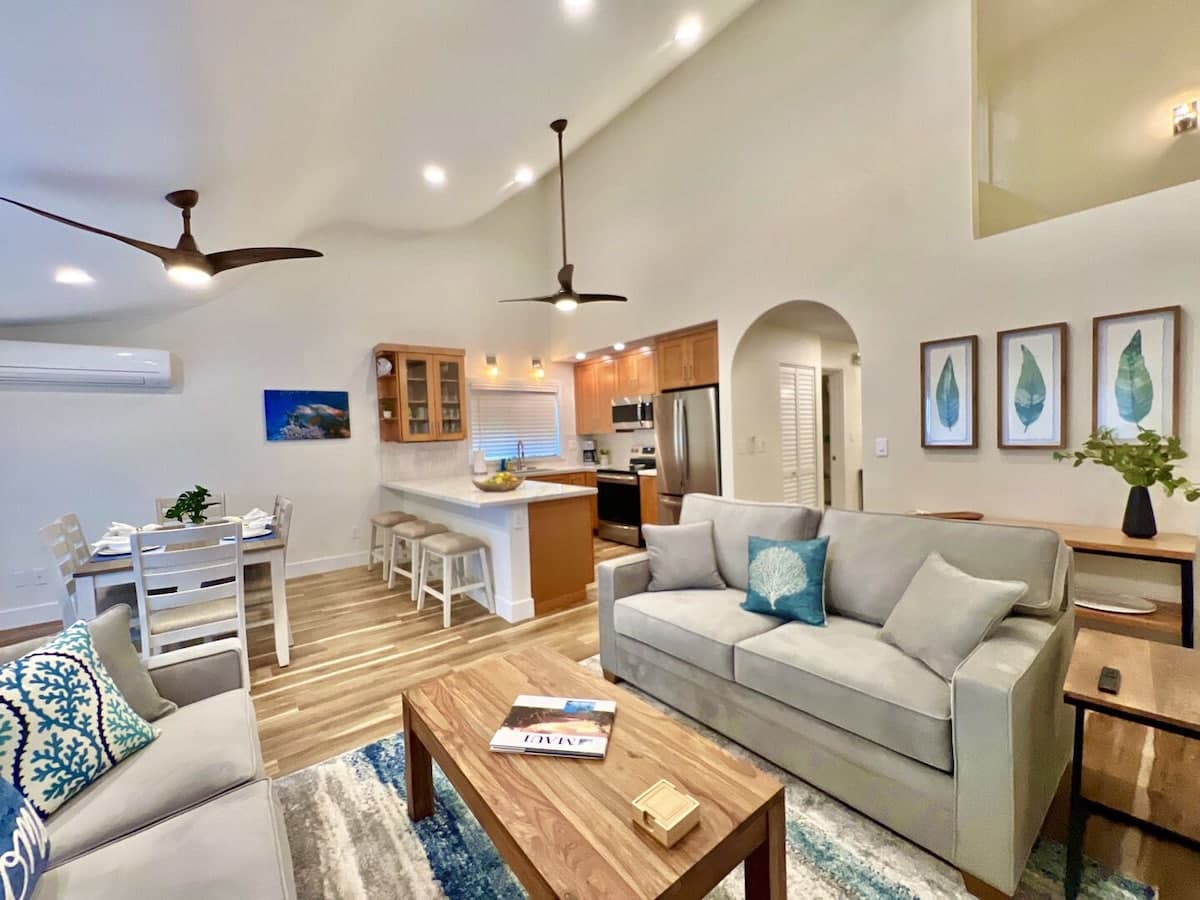 Condo in Kihei · ★4.98 · 2 bedrooms · 3 beds · 2 private baths - Photo 1