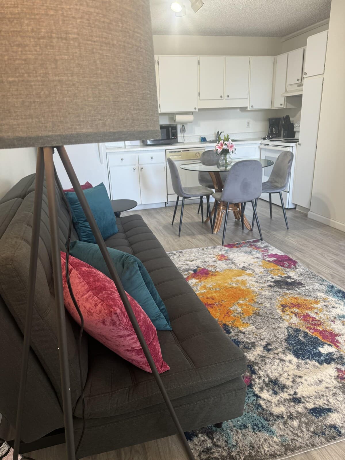 Condo in Honolulu · ★4.61 · 1 bedroom · 2 beds · 1 private bath - Photo 3