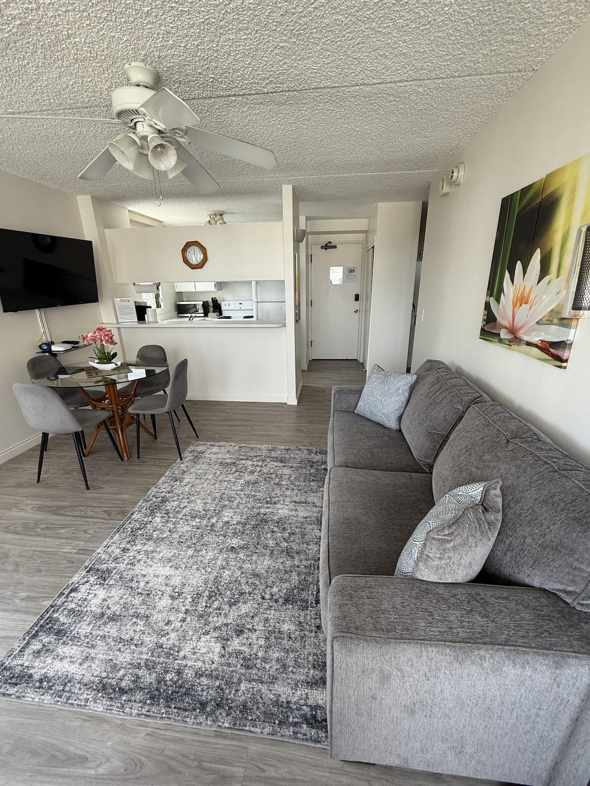 Condo in Honolulu · ★4.67 · 1 bedroom · 1 bed · 1 private bath - Photo 1