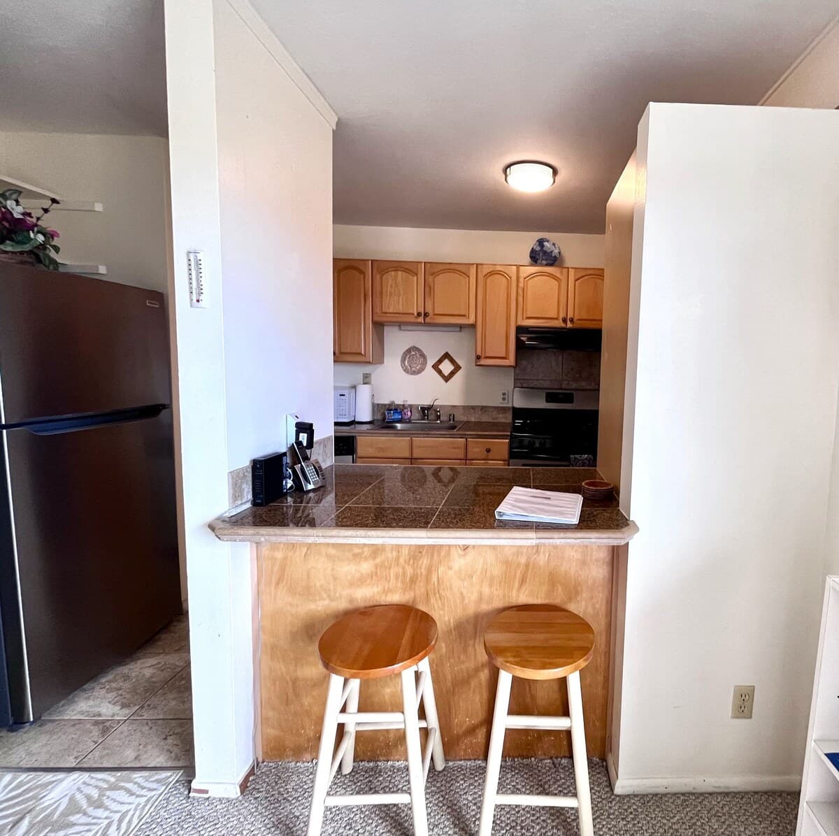 Condo in Kailua-Kona · ★4.43 · 1 bedroom · 2 beds · 1 private bath - Photo 3
