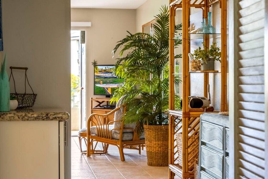 Condo in Kihei · ★4.95 · 1 bedroom · 1 bed · 1 bath - Photo 4