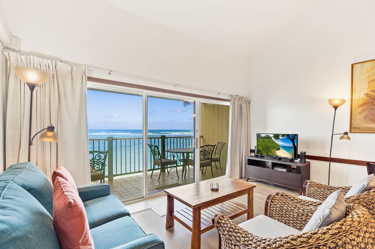 Pono Kai Resort B304 Oceanfront, Top Floor - Photo 5